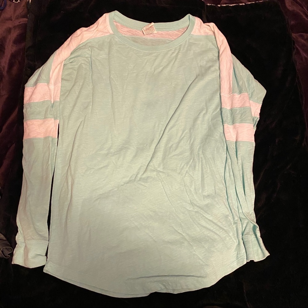 PINK Victoria’s Secret long sleeve